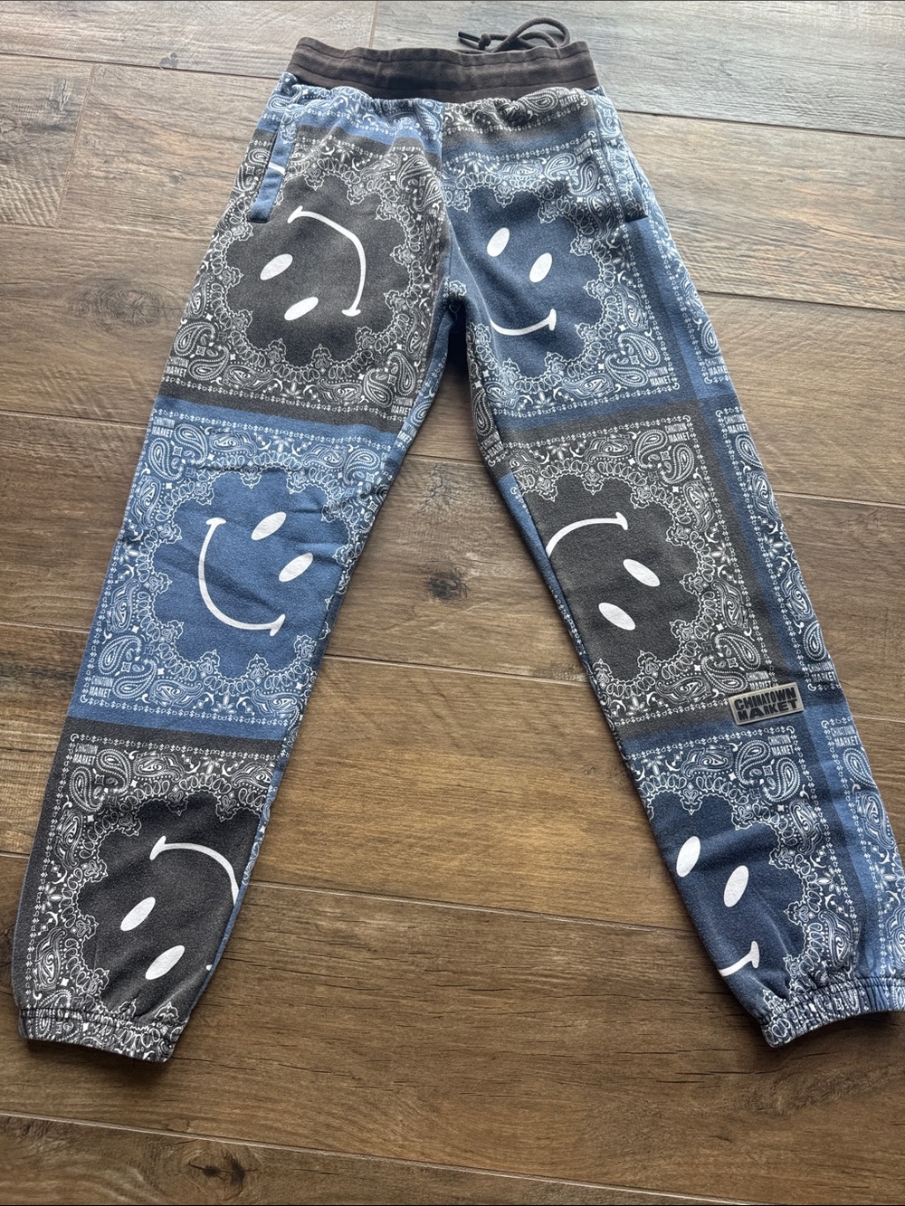 China town market RARE Blue Bandana-Print Jogger Pants with Smiley Faces